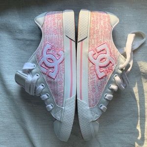 DC CHELSEA GRAFFITI S:6.5